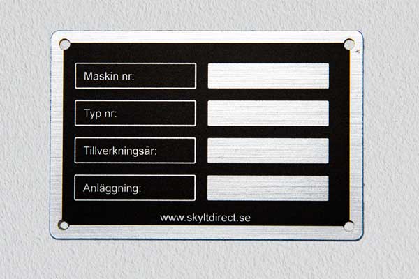 Typskylt, printad hårdplast